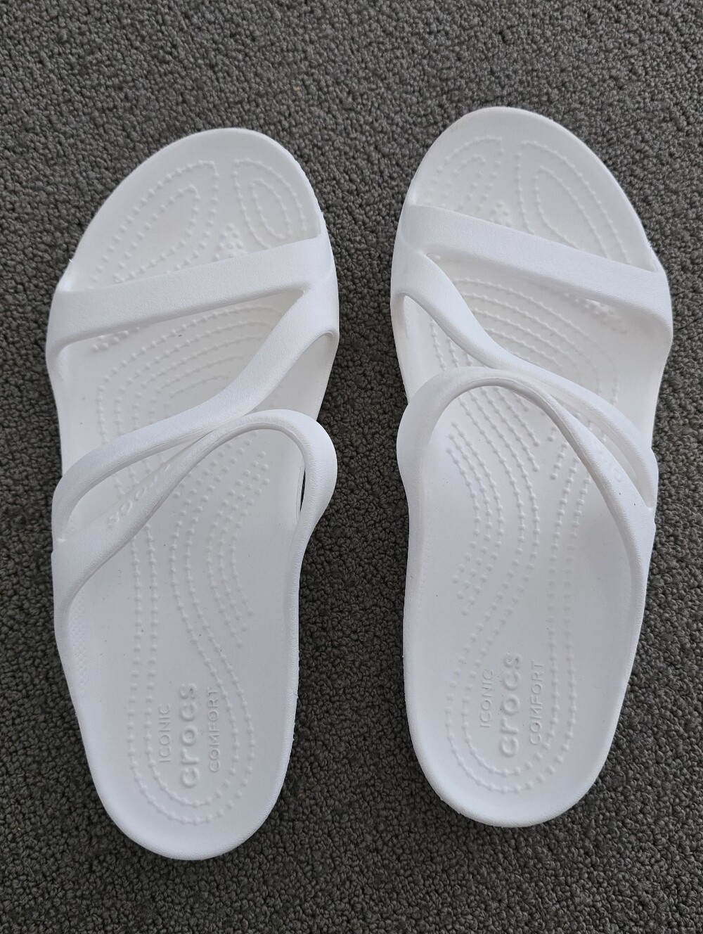 Size 6 CROCS Women's White Strappy Slide Sandals